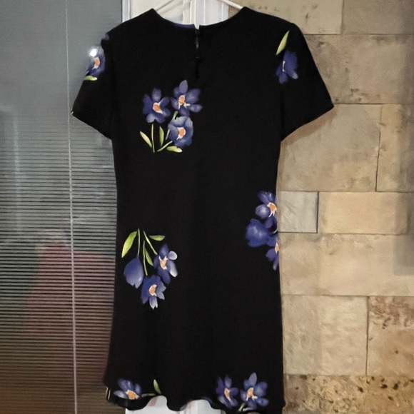 Maggie London Petites size 10 black floral dress - Picture 4 of 4